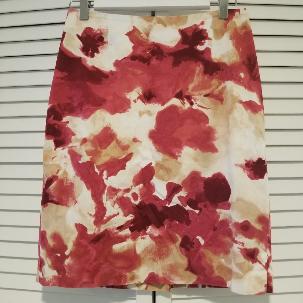 Patterned Jones Wear Skirt
